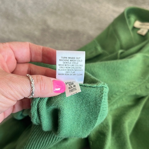 Green Button-Up Cardigan - Picture 5 of 5